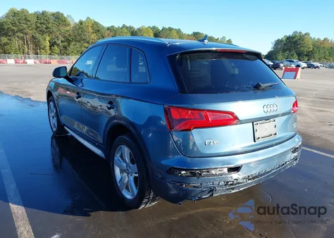 2018 Audi Q5 2.0T Premium/2.0T Tech Premium из США, поврежденный, VIN WA1ANAFY0J2013954